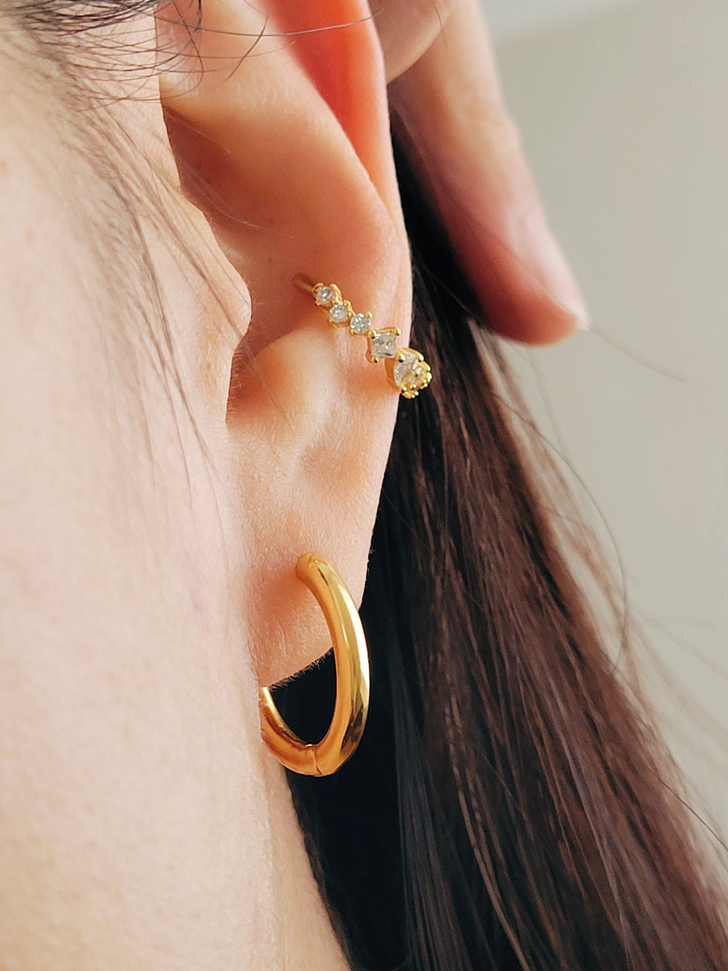 Cluster Ear Cuff
